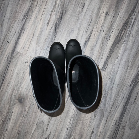 Hunter Original Tall Rain Boots - US 6 WOMEN - Picture 6 of 7